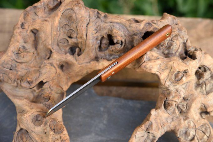 Couteau pliant 18.9cm, système deux clous, manche monobloc