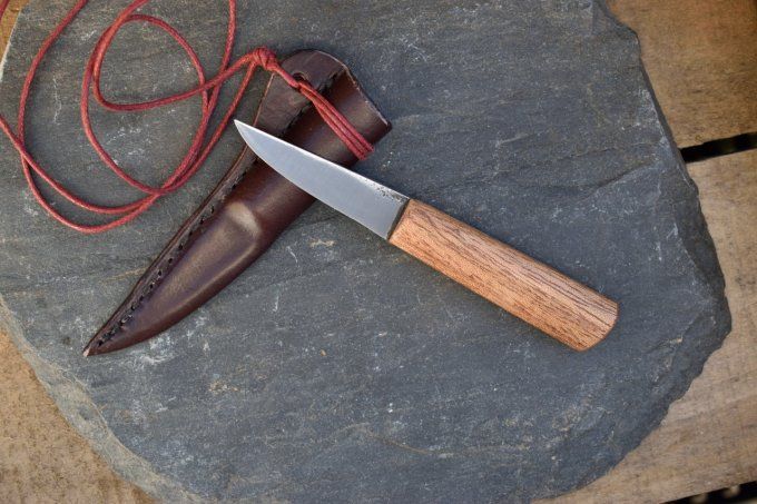 Couteau utilitaire 14cm, Manche en Acajou, Etui cuir moulé