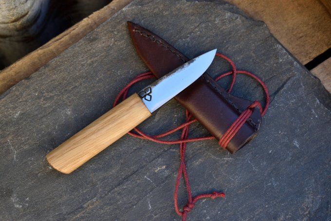 Couteau utilitaire 13cm, Manche en Chêne, Etui cuir moulé