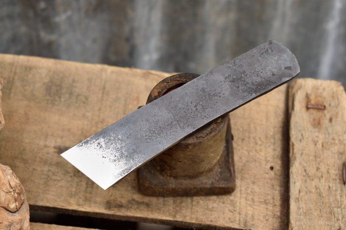 Couteau à parer, droitier