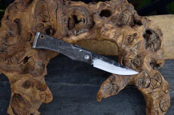 Couteau pliant à friction 18cm, manche en acier, système deux clous