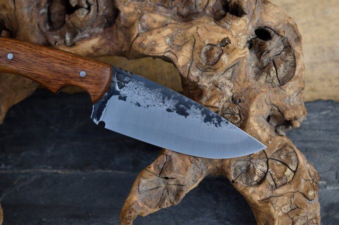 Utilitaire renforcé 22cm, manche en Chêne