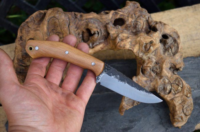 Utilitaire 20 cm, manche en Hêtre