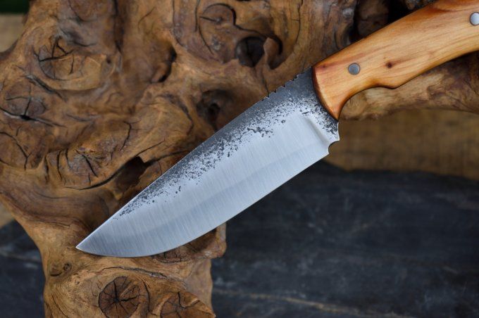 Utilitaire léger 20cm, manche en Genévrier