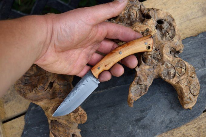 Utilitaire léger 20cm, manche en Genévrier