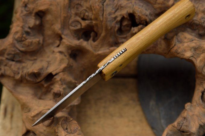 Couteau pliant 19.8cm, système deux clous, manche monobloc en Robinier