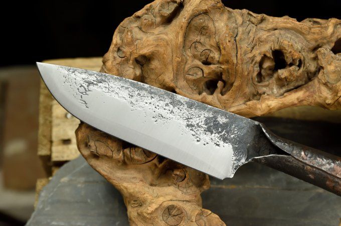 Couteau de Camp 27cm à manche roulé