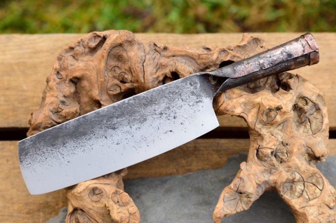 Couteau de cuisine à manche roulé 30cm