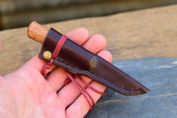 Couteau utilitaire 14cm, Manche en Acajou, Etui cuir moulé