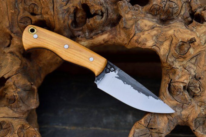 Utilitaire 16cm, manche en Prunellier