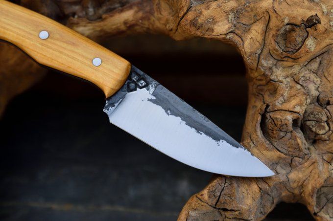 Utilitaire 16cm, manche en Prunellier